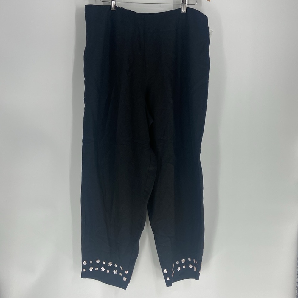 Linen blend black relaxed look pants button floral hem detail